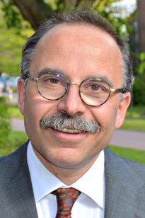 Dr. med. Florian Thienel